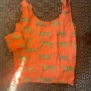 SOLD OUT rare BIG baggu leopard 🐆 orange 🍊